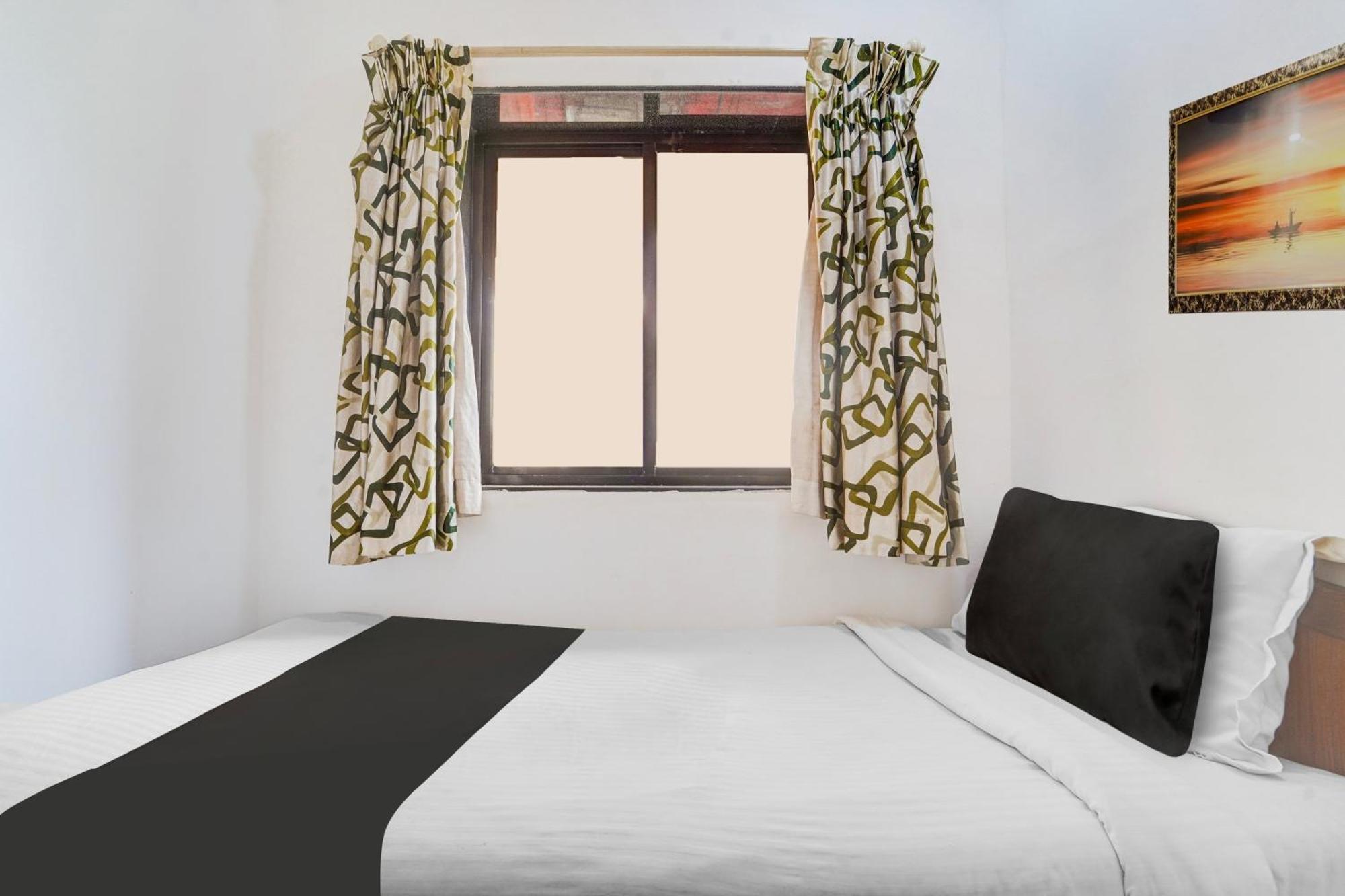 Super Townhouse Calangute - Baga Circle Formerly Park Avenue מראה חיצוני תמונה