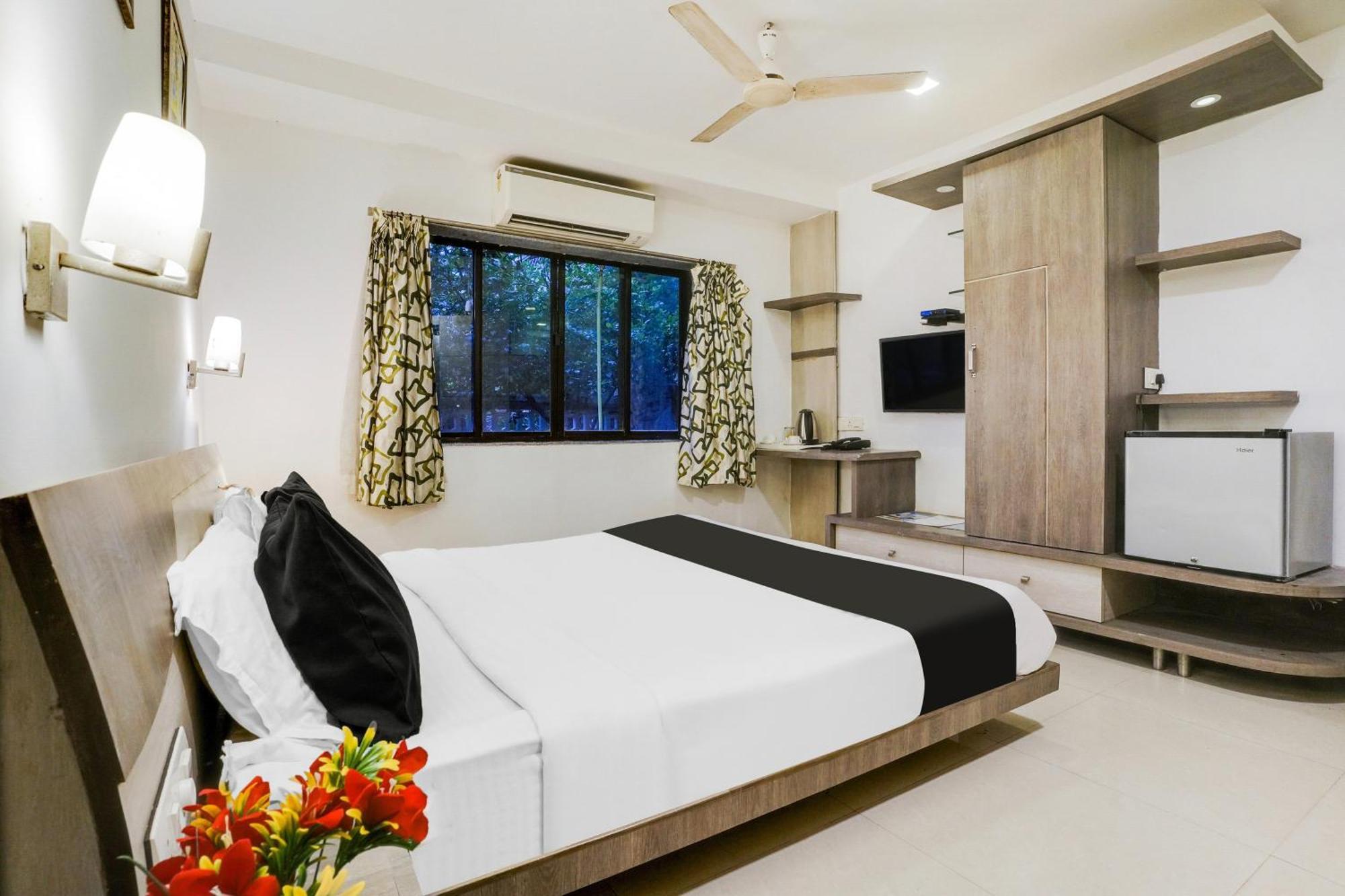 Super Townhouse Calangute - Baga Circle Formerly Park Avenue מראה חיצוני תמונה